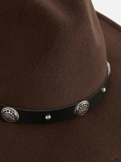 Cowboyhoed Met Studs