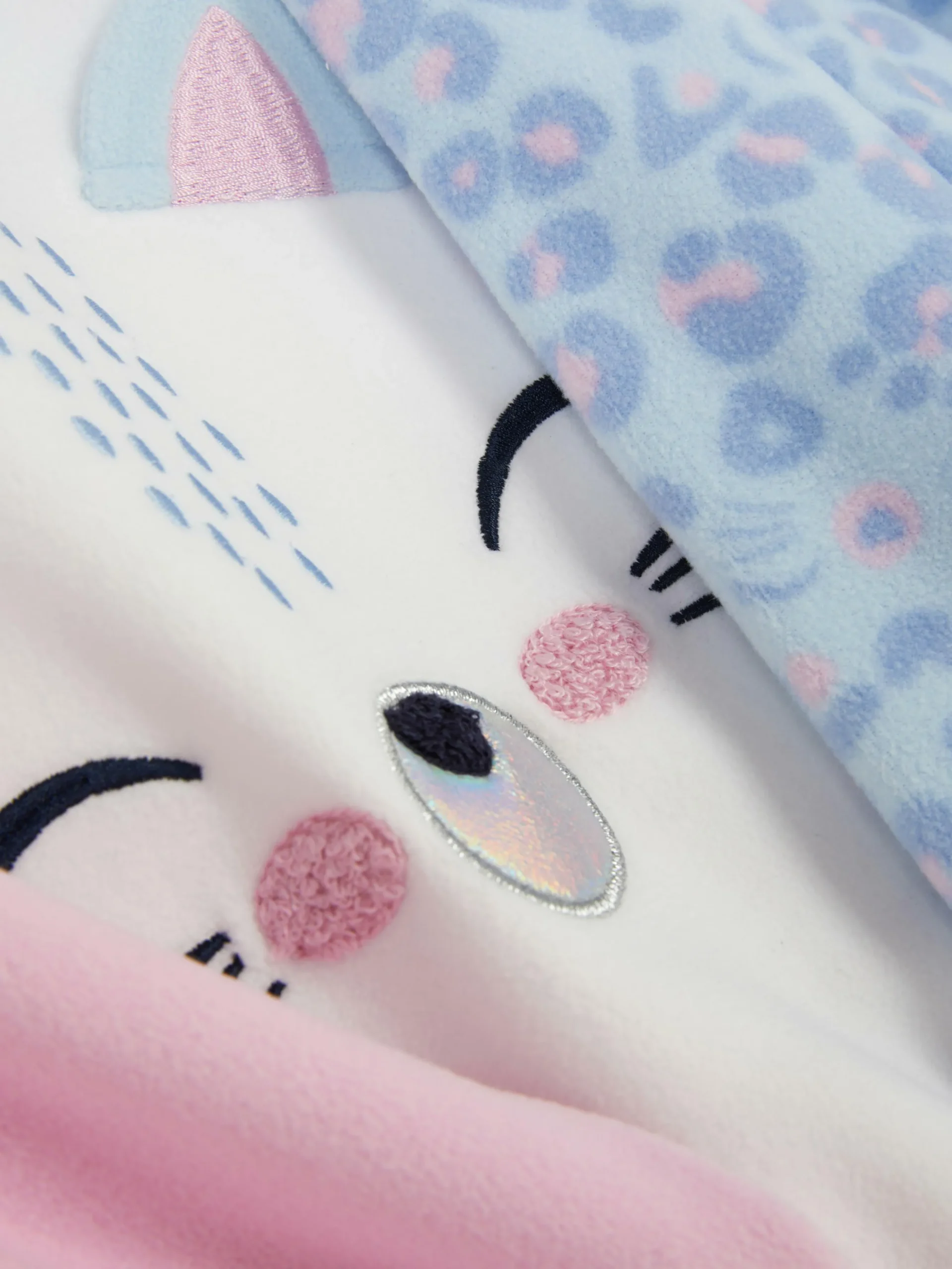 Fleece Pyjama Met Kattenappliqué