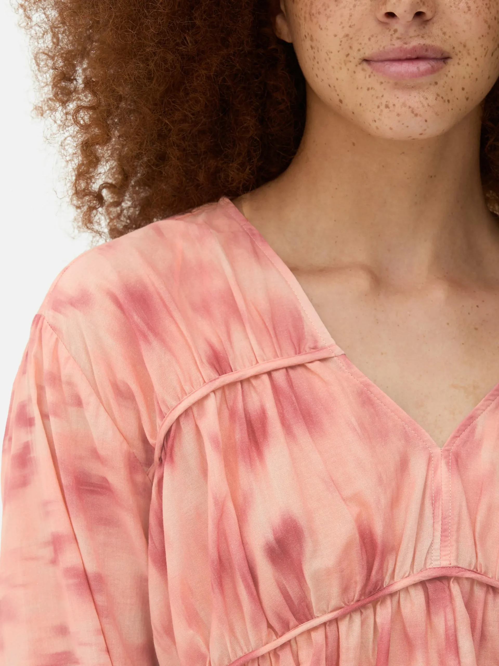 Gedrapeerde Voile Blouse Met Smokwerk