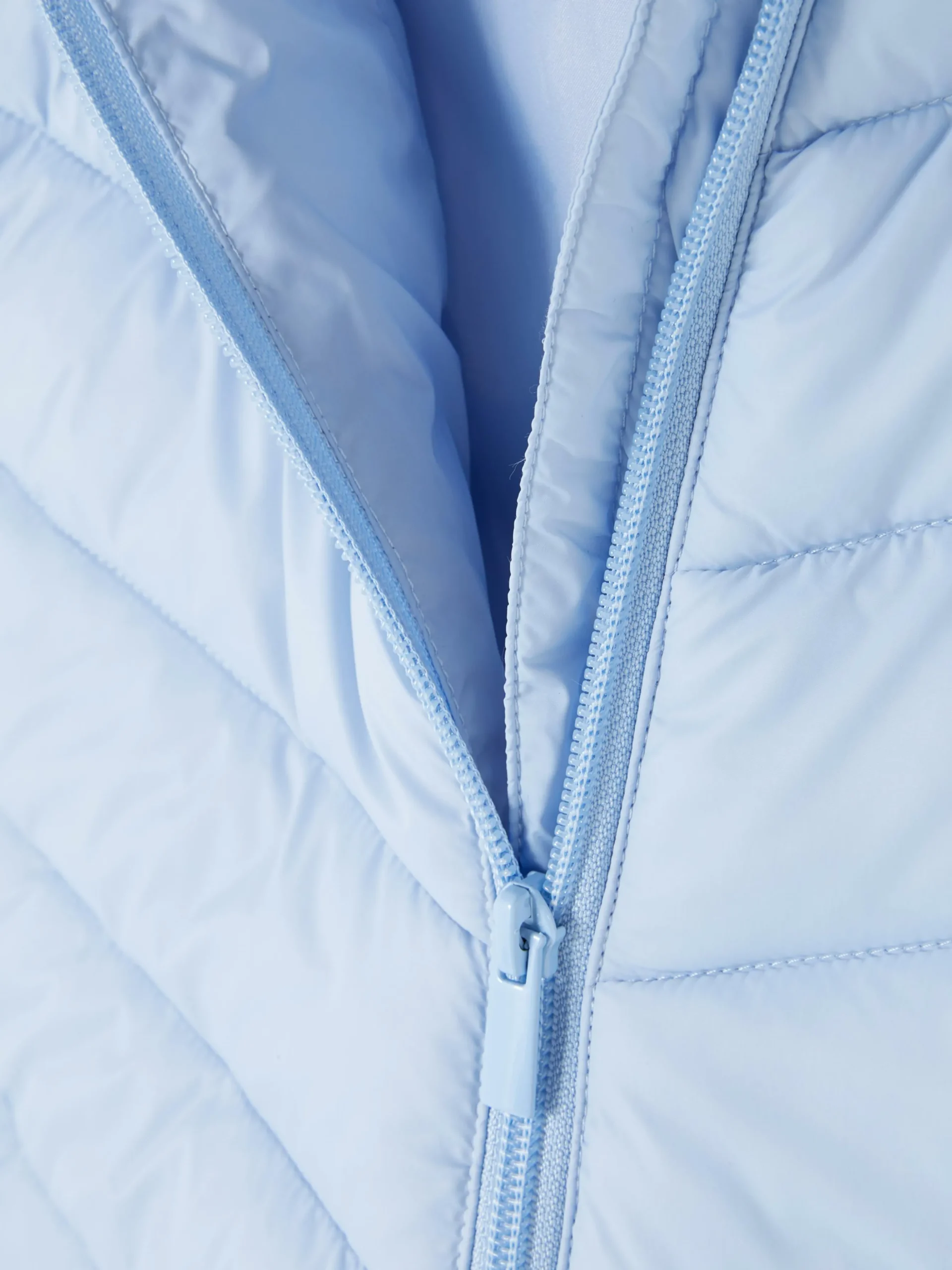 Gilet Met Capuchon