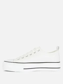 Imitatieleren Lage Sneakers Met Plateauzool