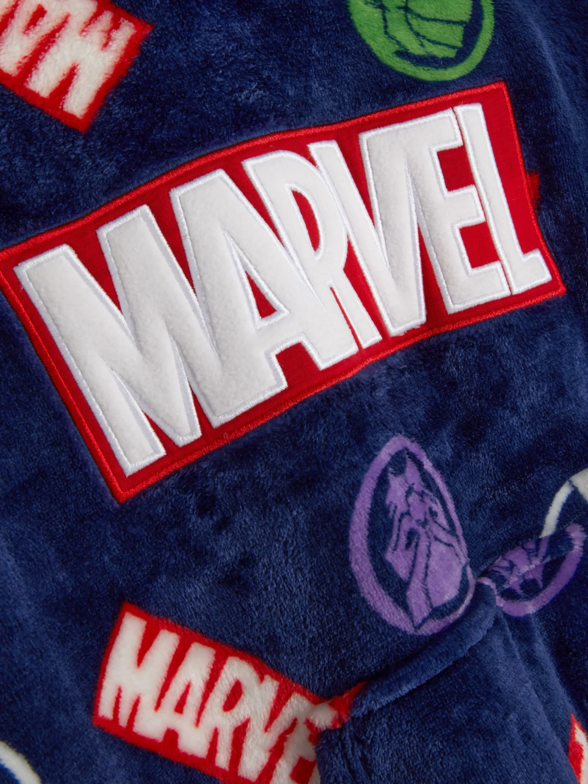 Kindersnuddie Met Logo Marvel Avengers