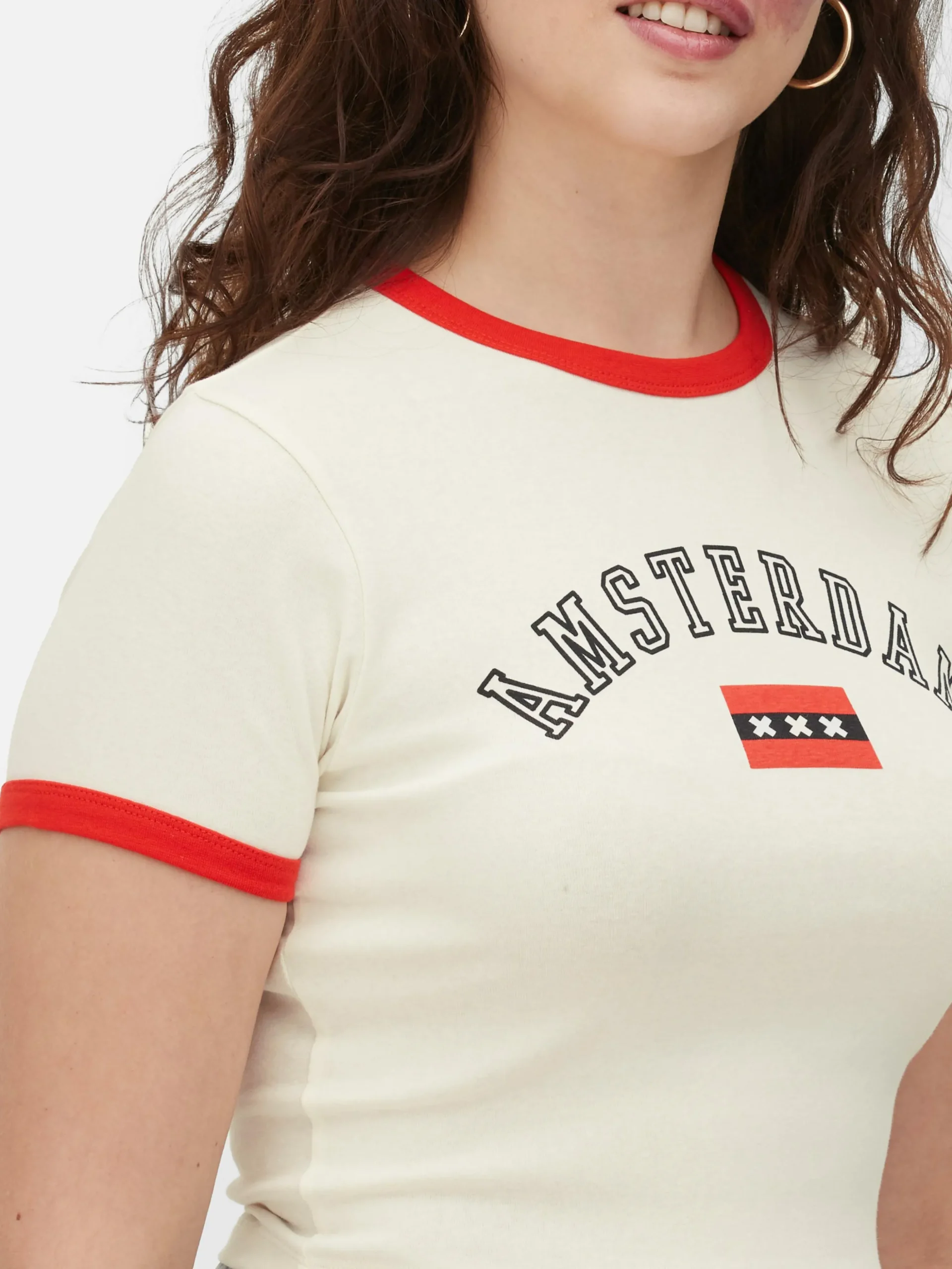 Kort T-shirt Met Contrasterende Biezen Amsterdam