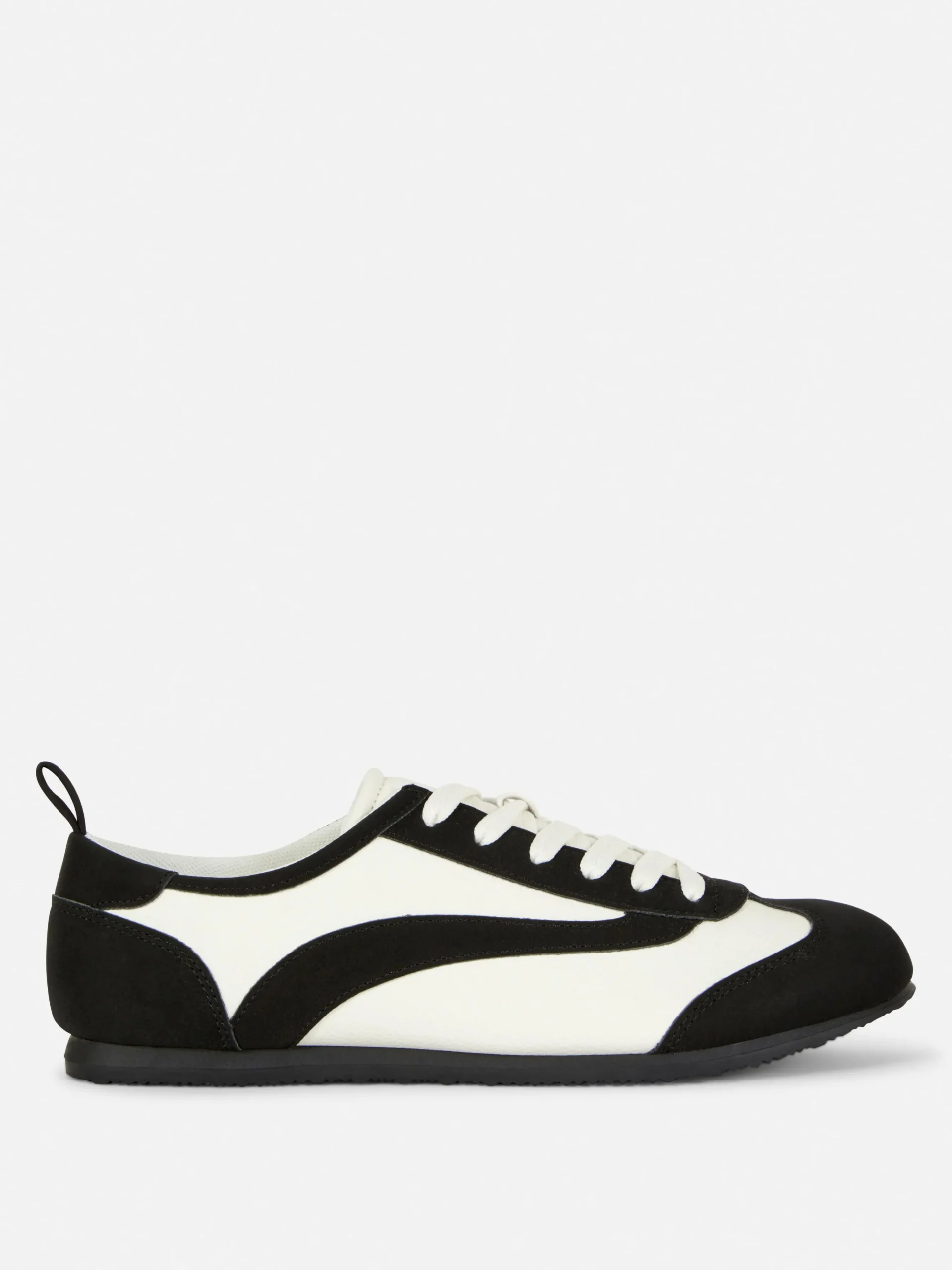 Lage Sneakergympen Met Veters