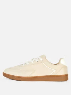 Lage Sneakers Met Gomzool
