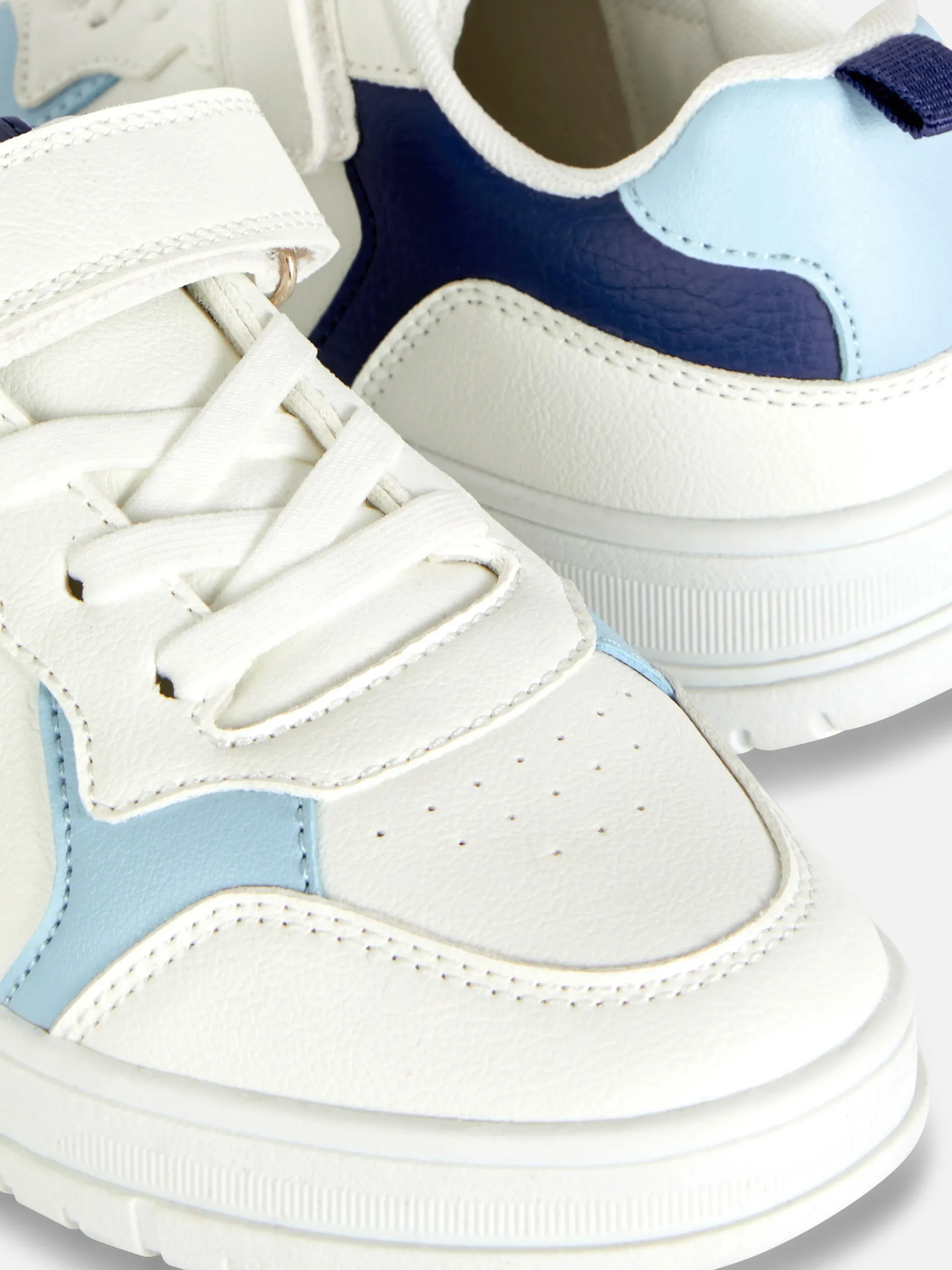 Lage Sneakers Met Kleurblokken