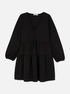 Mini-jurk Met V-hals En Smokwerk