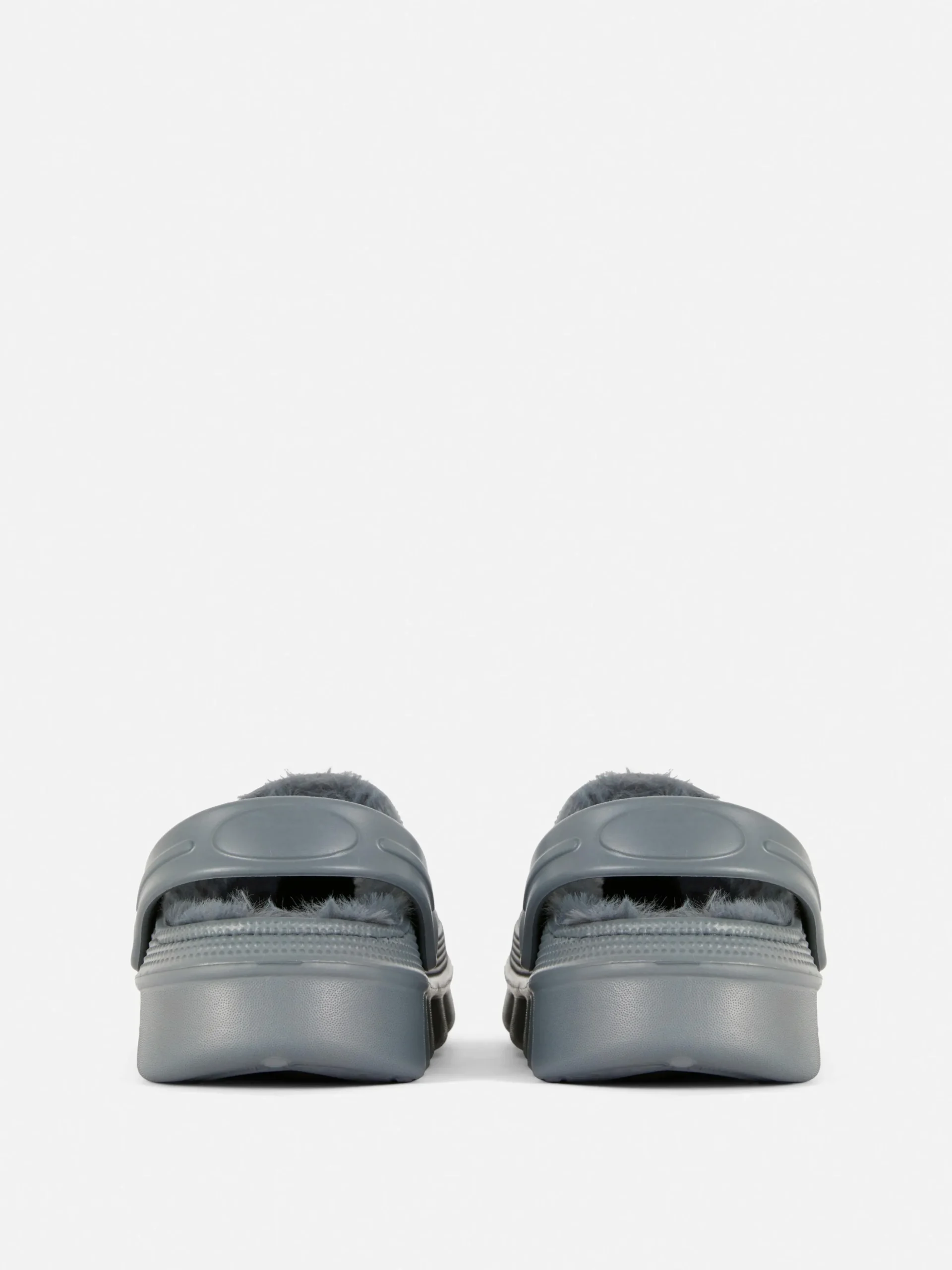 Pantoffels Met Imitatiebont En Voetbalthema