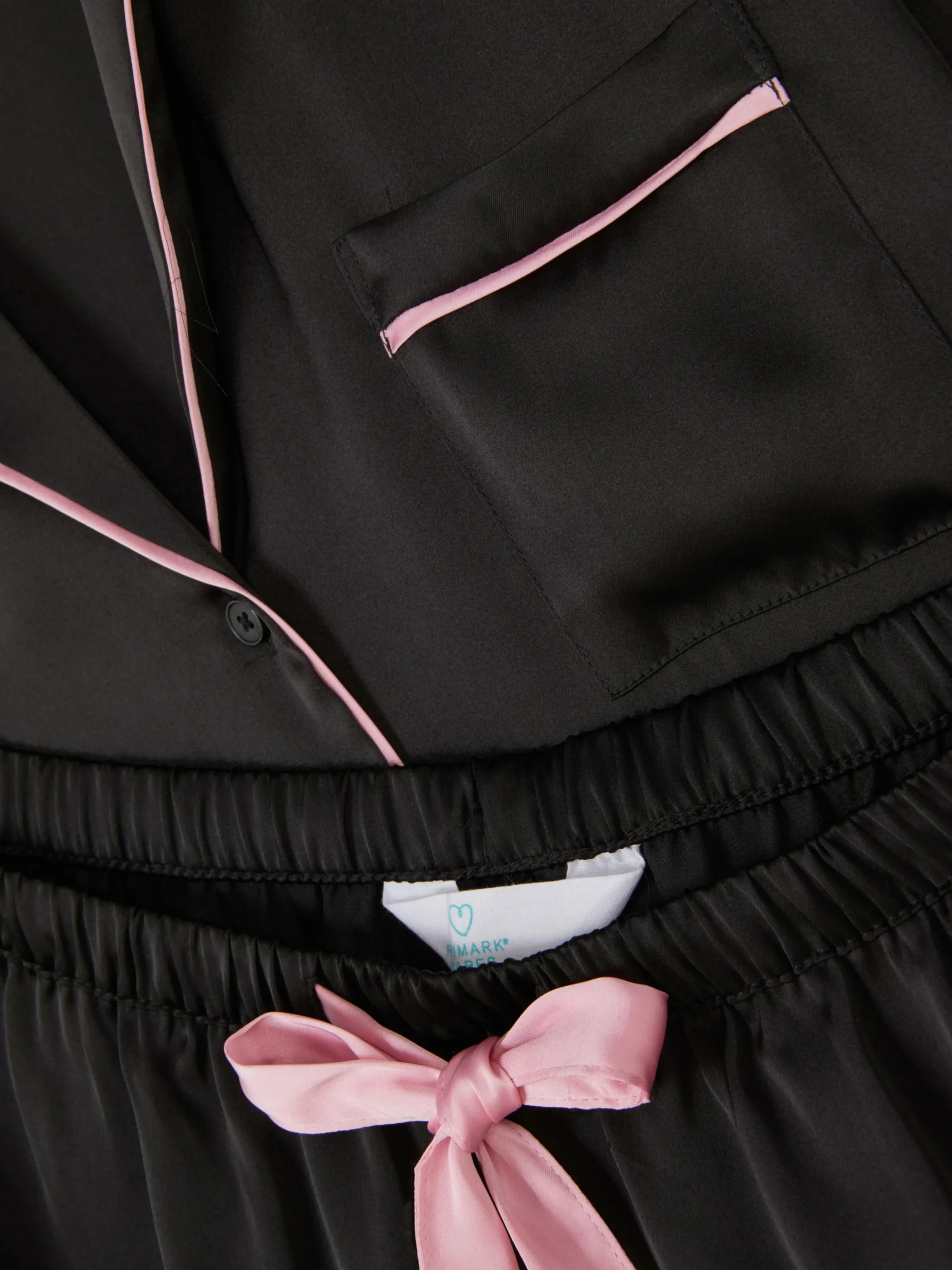 Pyjamaset Met Nachthemd En Korte Broek Van Satijn