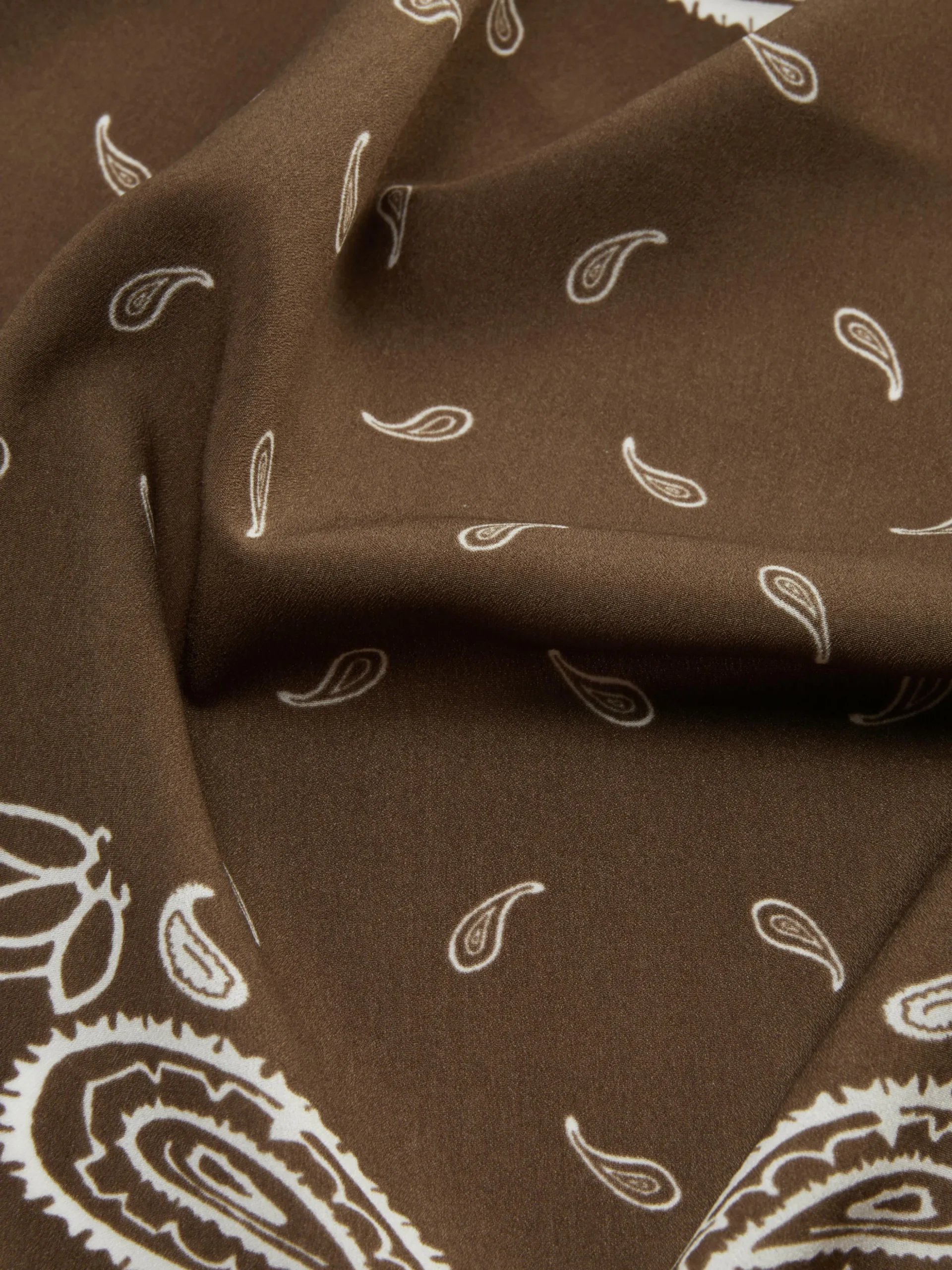 Sjaal Met Paisleyprint
