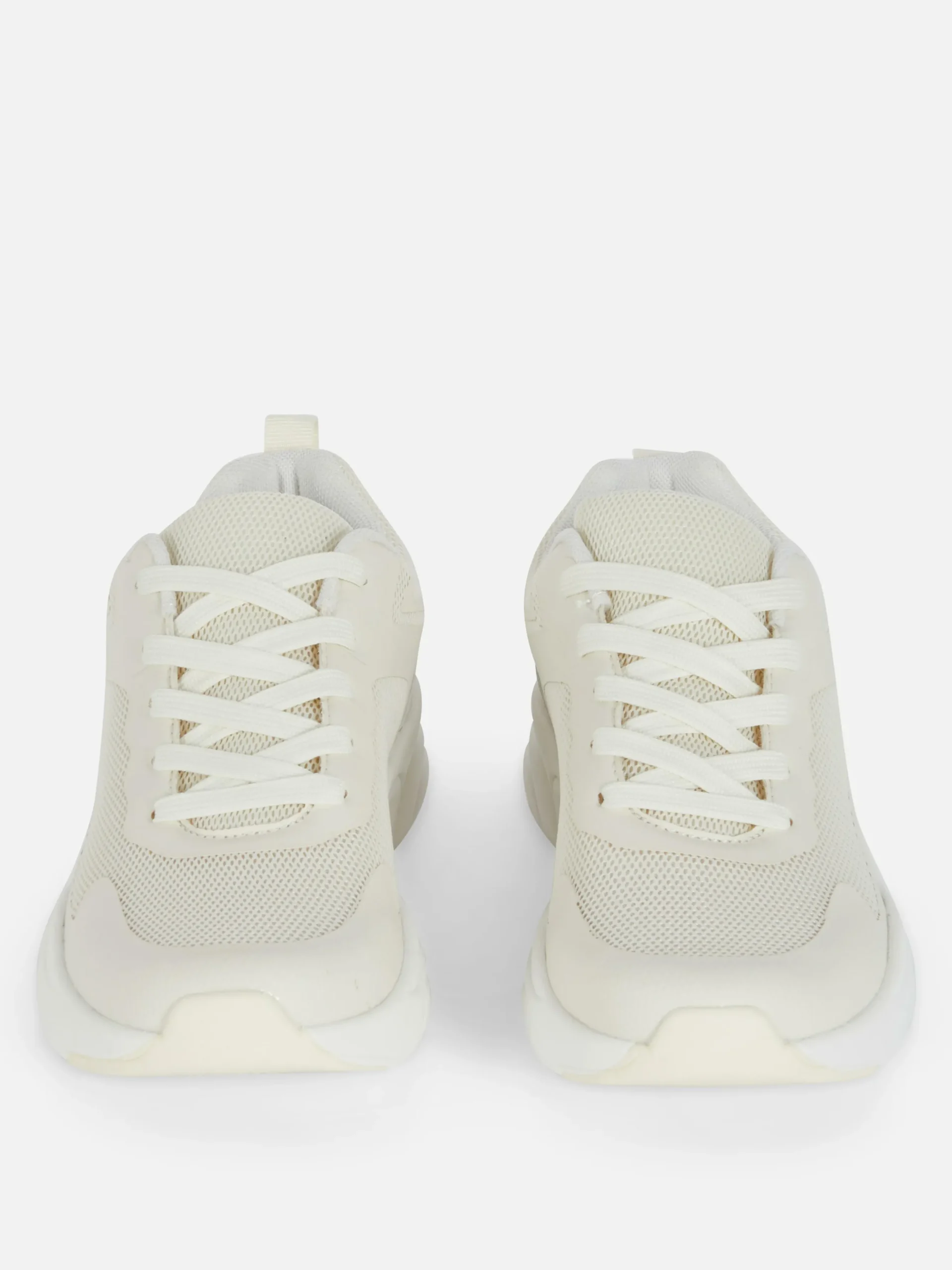 Sneakers Met Inzetstukken En Dikke Zool
