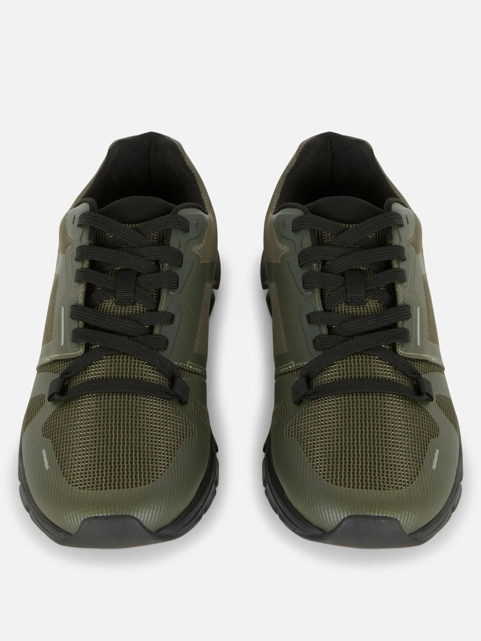 Sneakers Met Veters