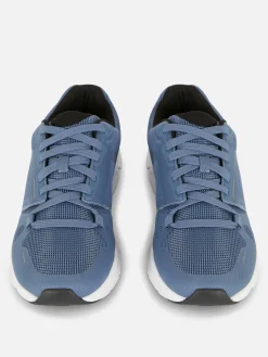 Sneakers Met Veters