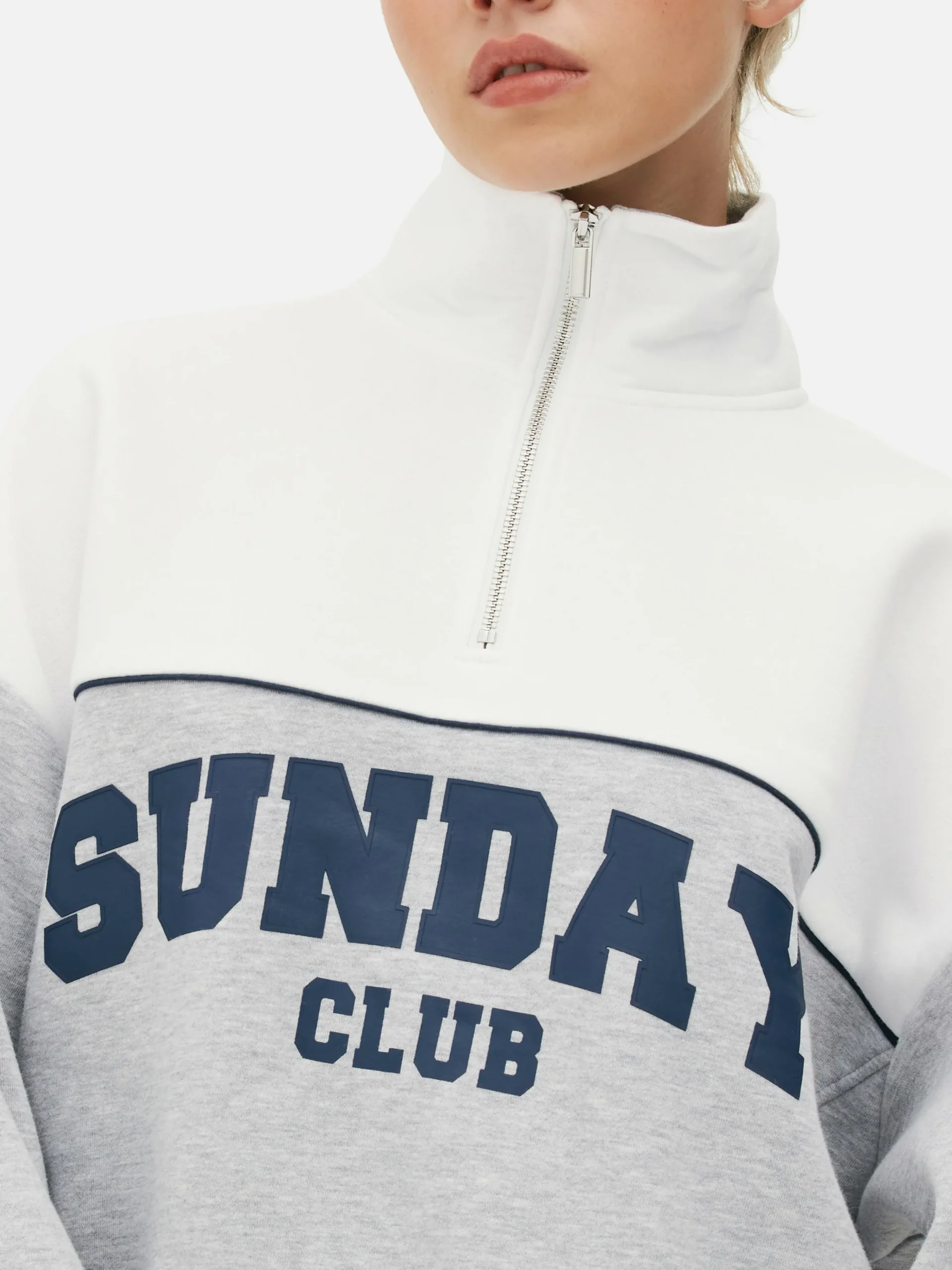 Sweatshirt Met Opstaande Kraag En Print