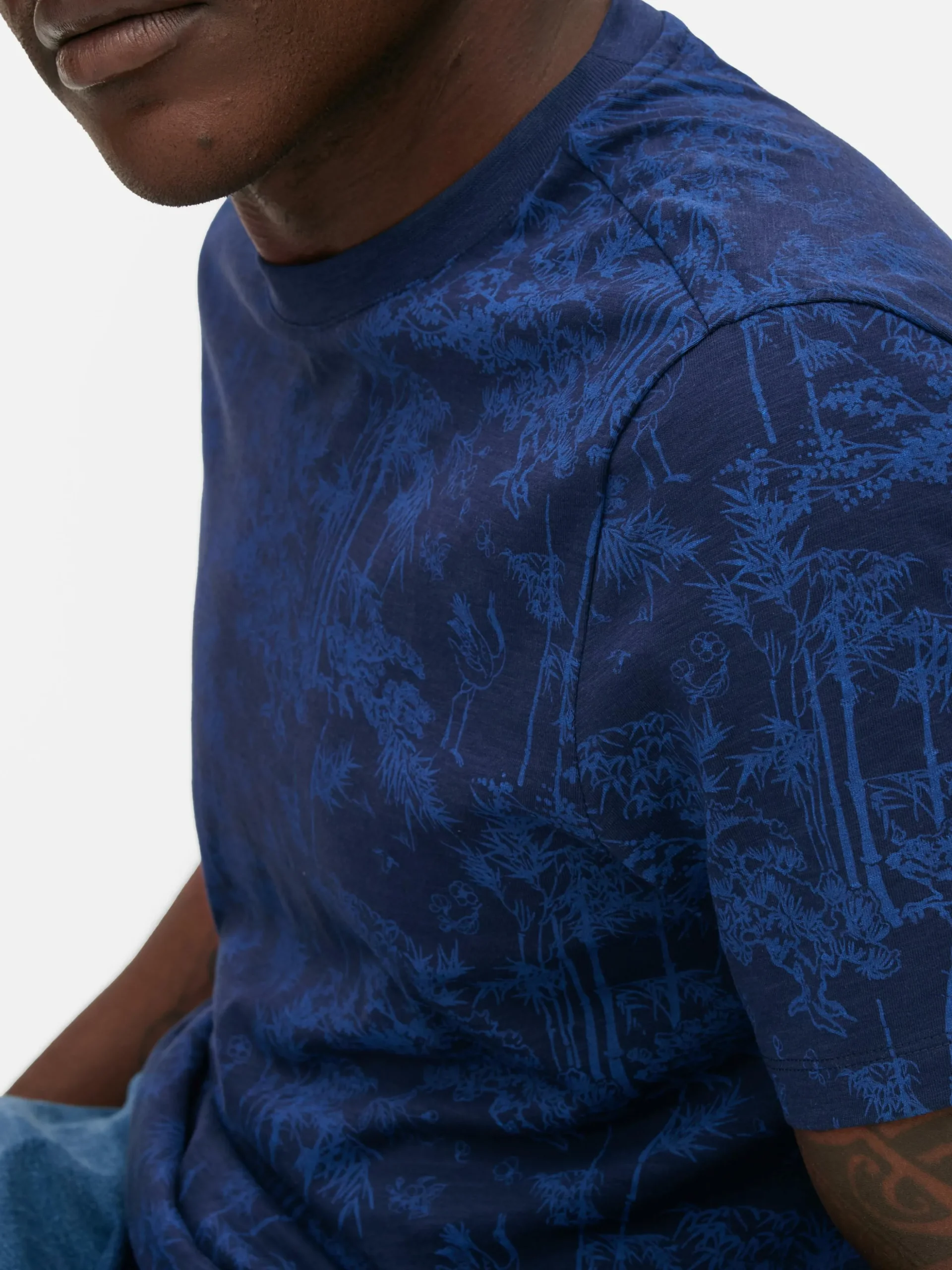 T-shirt Met Ronde Hals En Japanse Bomenpatroon